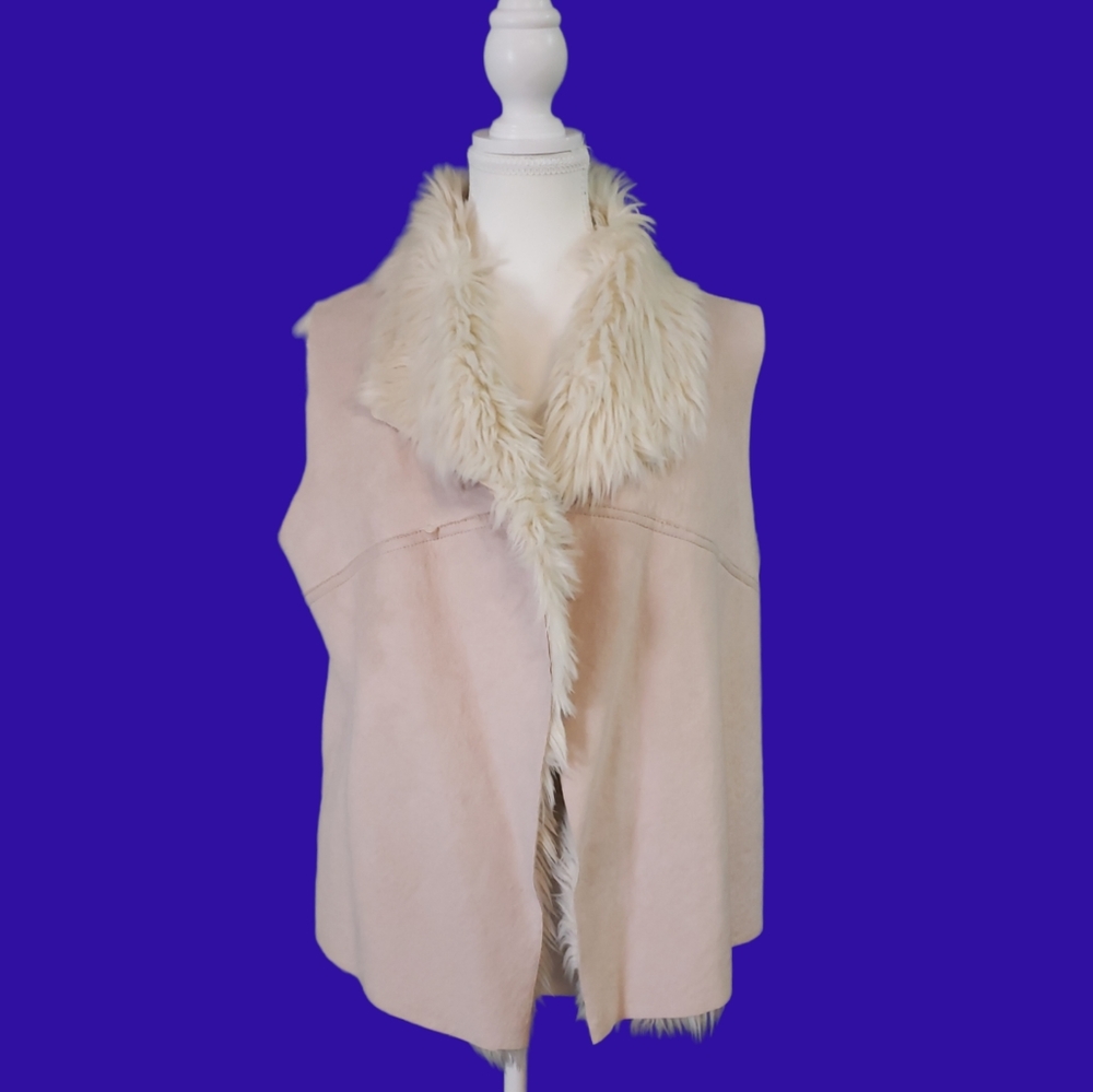 Zara Basic Women Fur Vest, Size Large, Color Beige
